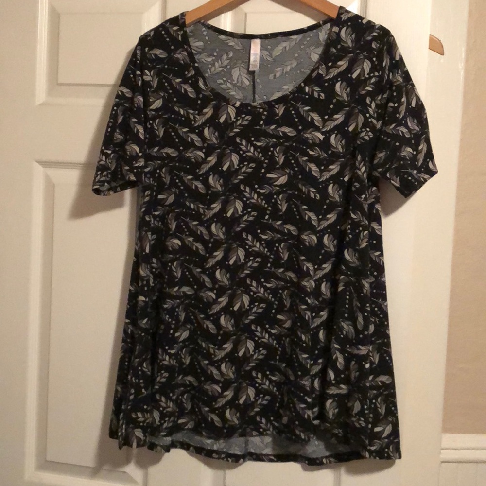 LuLaRoe Feather Perfect Tee